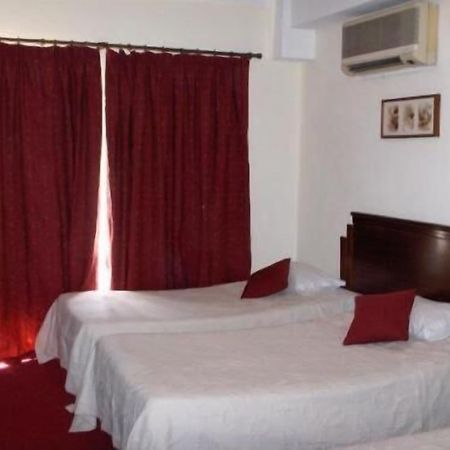 Residencial Mocambique Hotel Lisbon Exterior photo