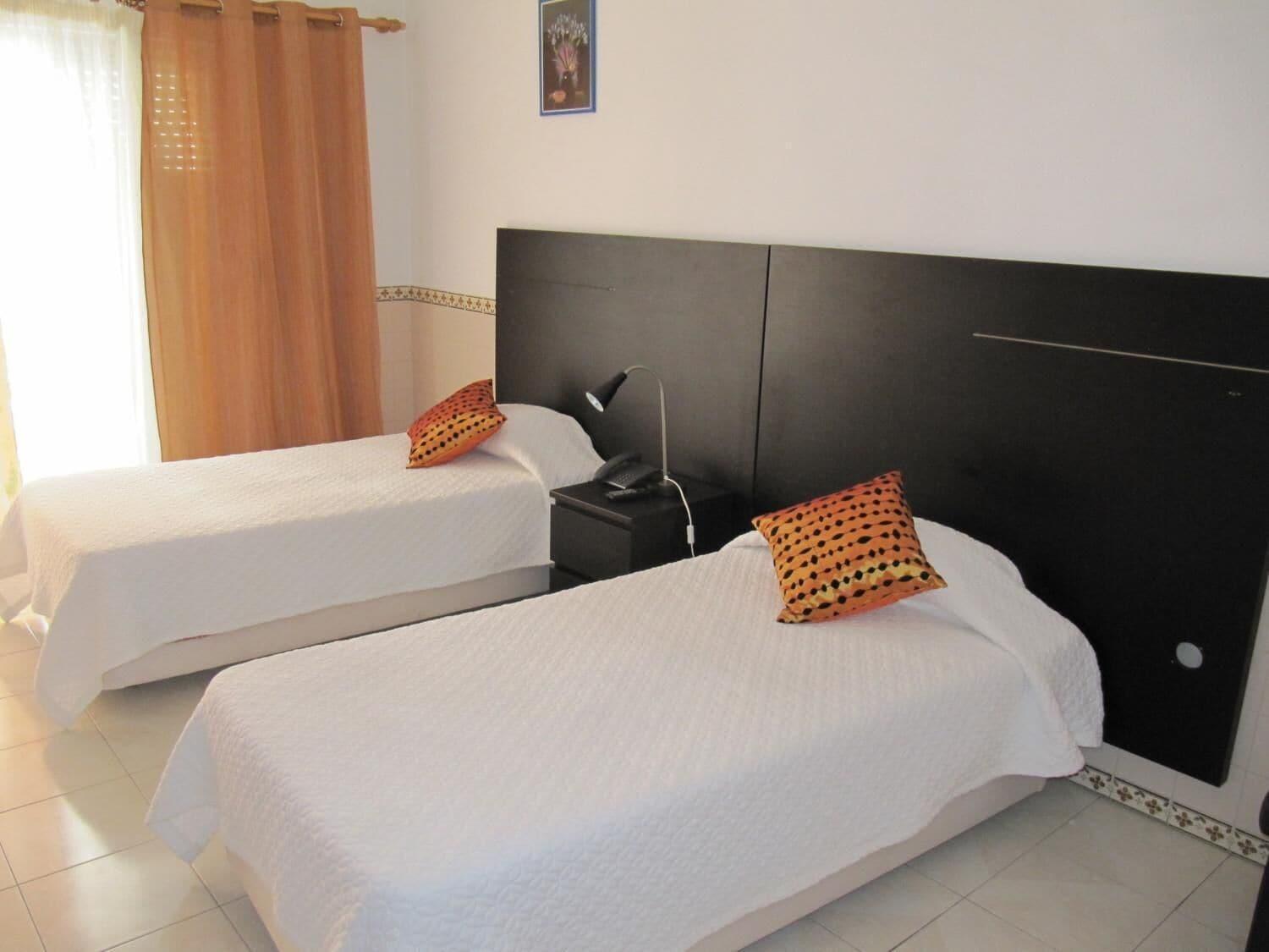 Residencial Mocambique Hotel Lisbon Exterior photo